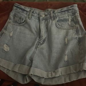 Shorts in great condition and never used because it was too big for me.
